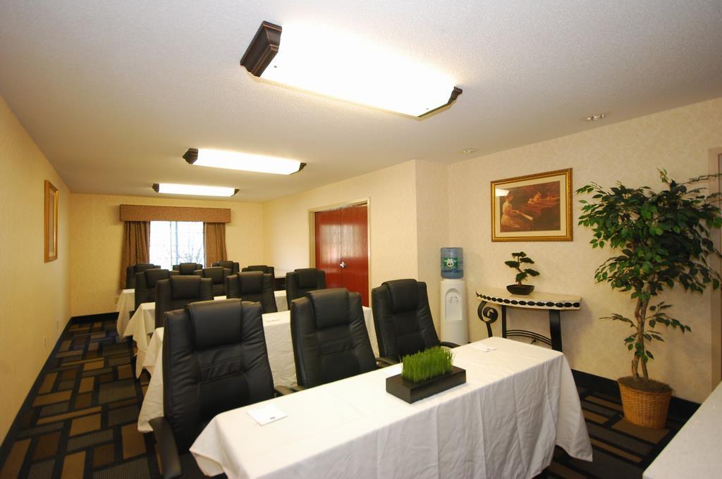 Best Western Plus Berkshire Hills Inn & Suites Pittsfield Business photo