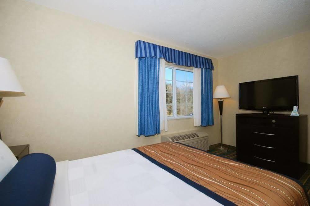 Best Western Plus Berkshire Hills Inn & Suites Pittsfield Exterior photo